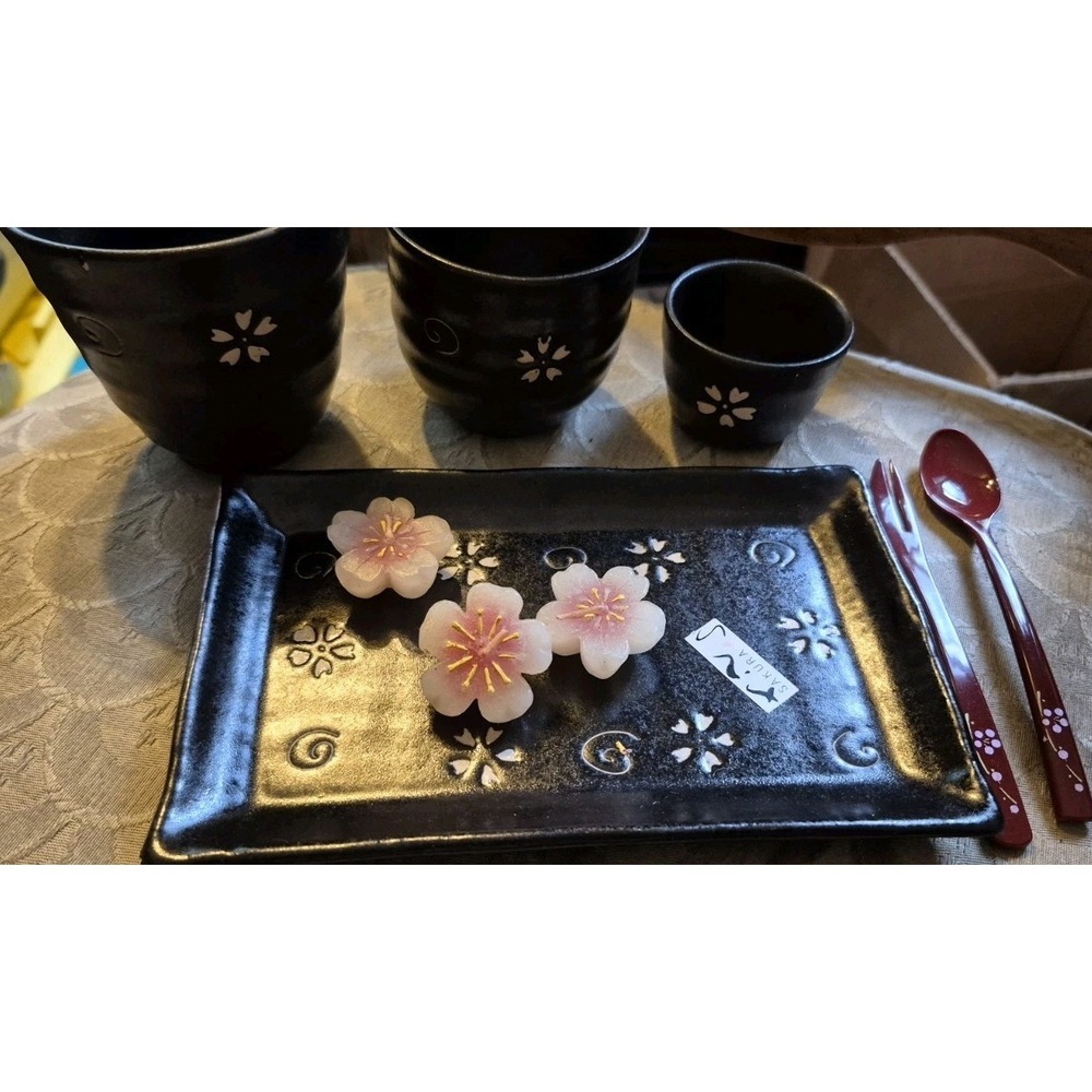 Sakura Cherry Blossom Japanese Stoneware Tea / Sake Set w/ Tray